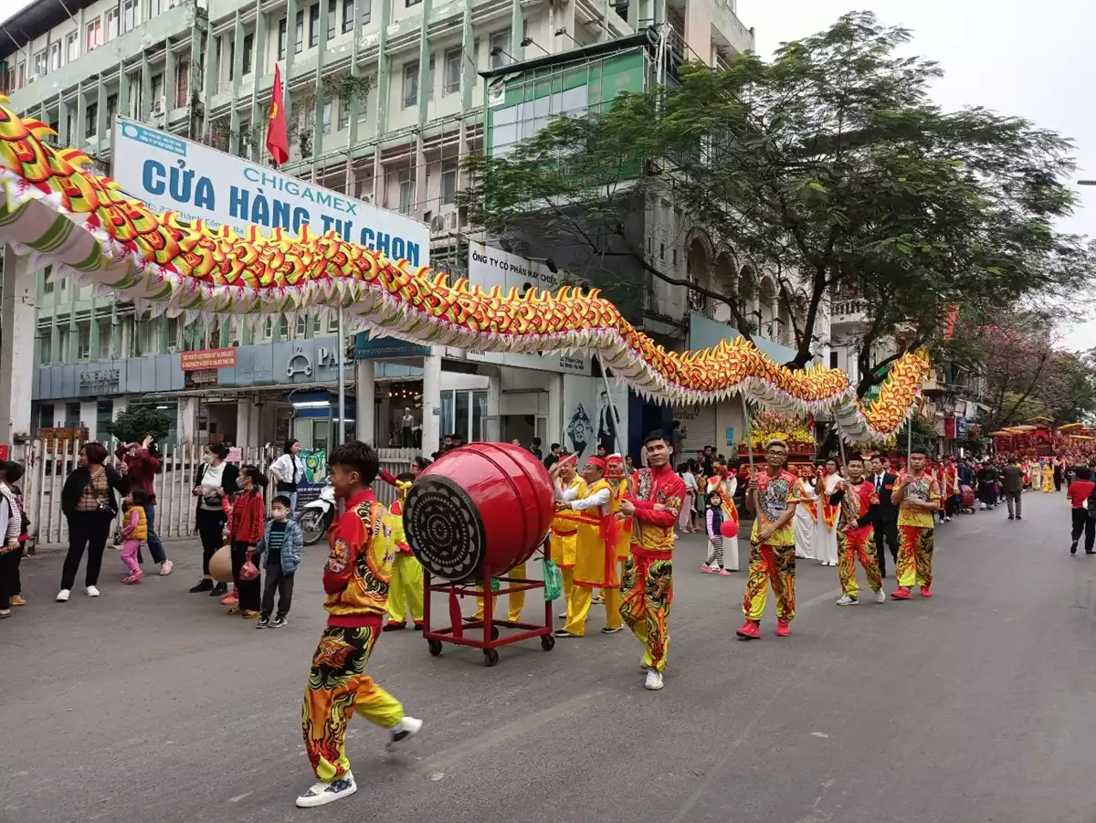 Lễ hội đình Thành Công