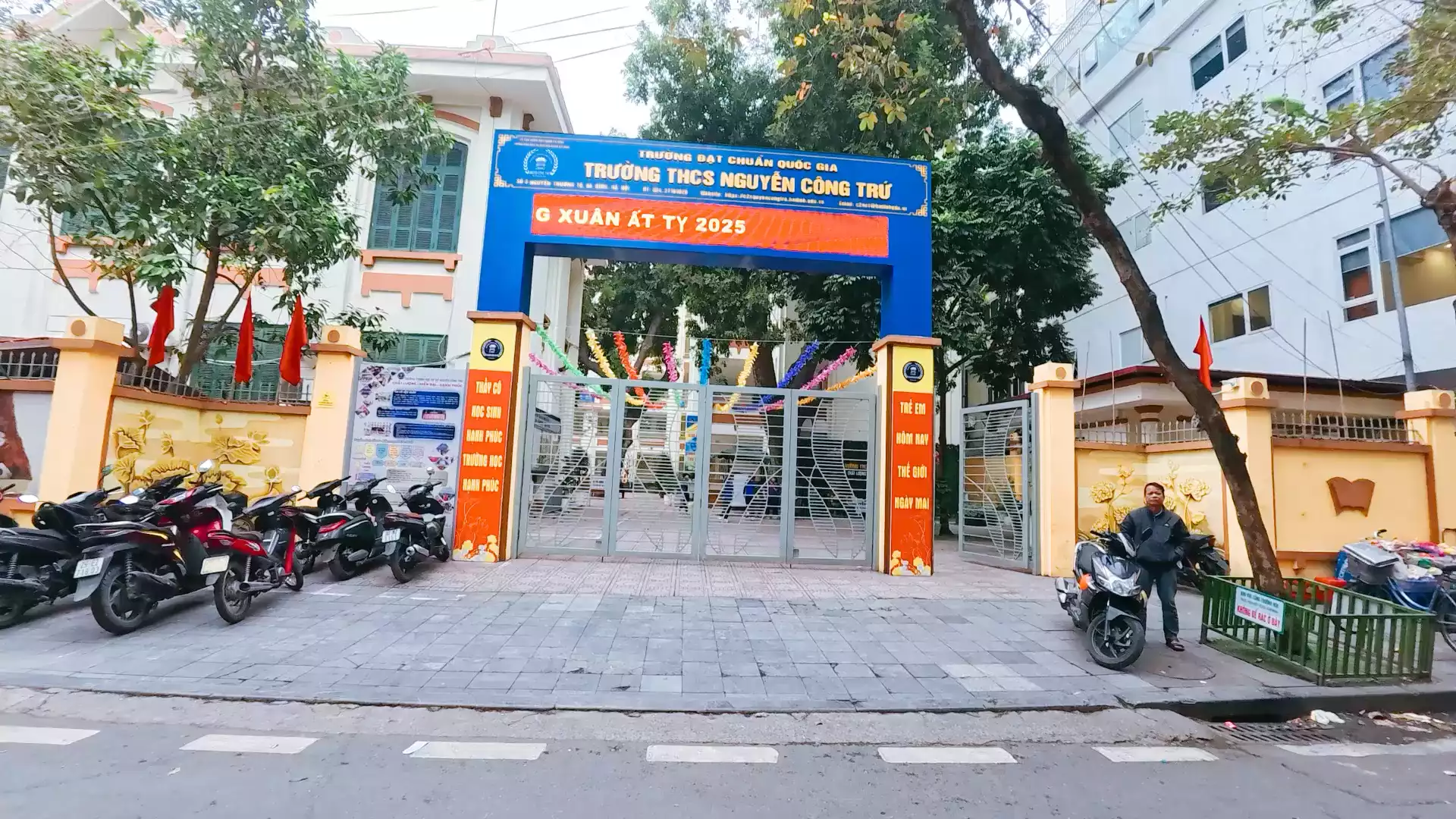 Caramen - Món ăn vặt nổi tiếng của Hàng Than